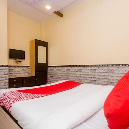 Hotel Nivara Navi Mumbai Exterior photo